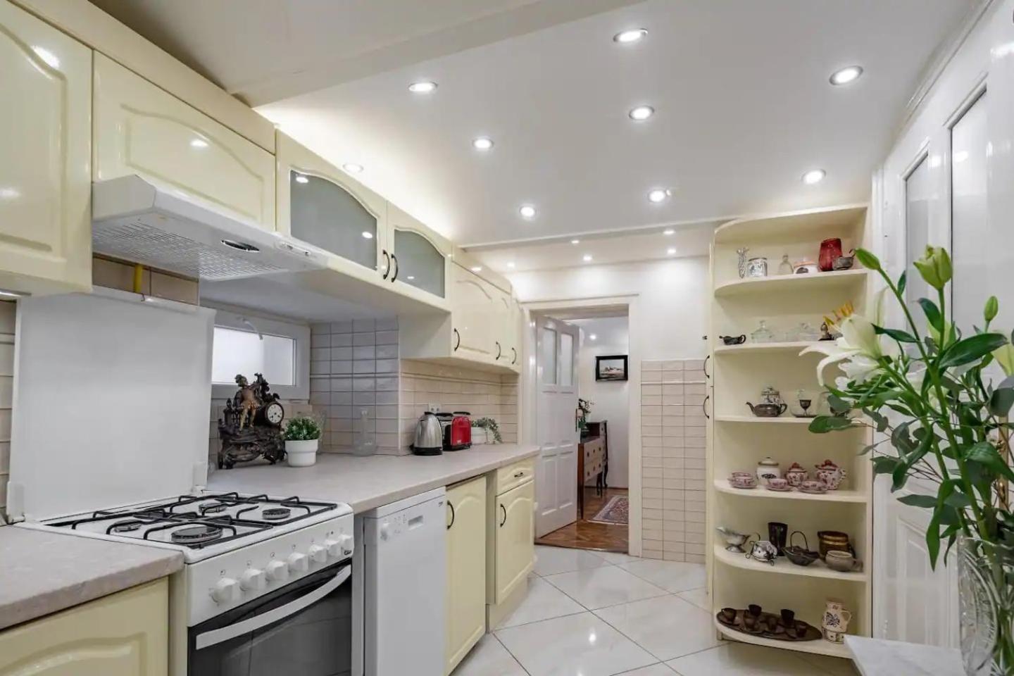 Vamhaz Boulevard Apartments Budapest Eksteriør billede