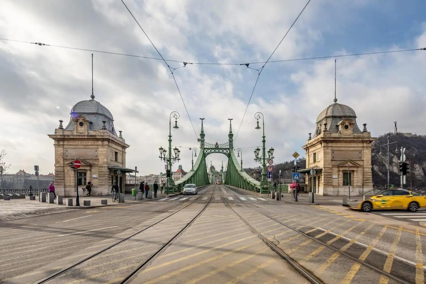 Vamhaz Boulevard Apartments Budapest Eksteriør billede