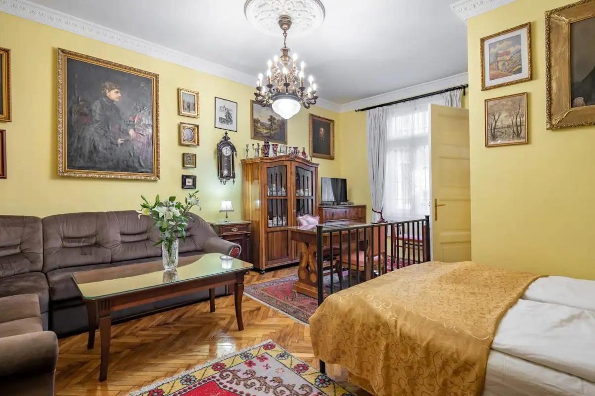 Vamhaz Boulevard Apartments Budapest Eksteriør billede